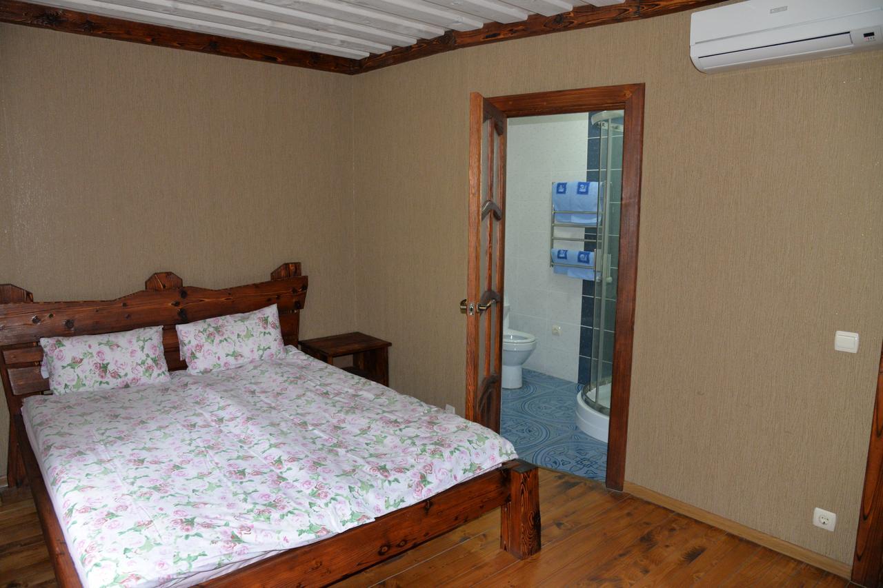 Syni Potoky Motel Svalyava Exterior photo